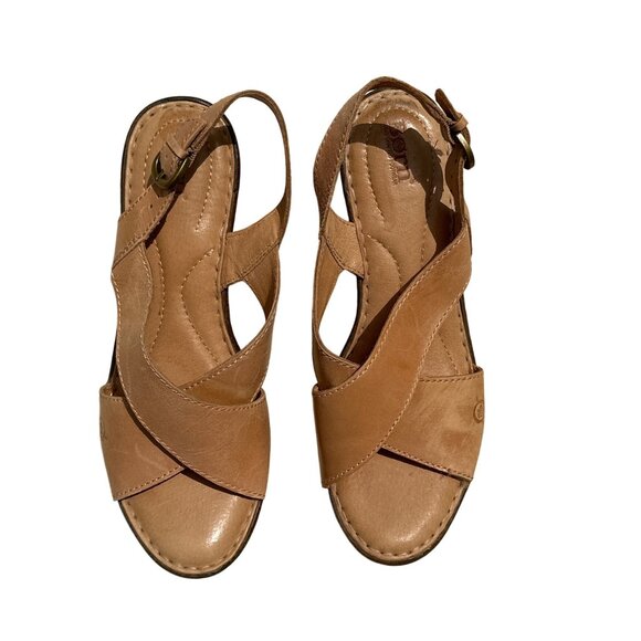 Born Leather Strappy Tan Sandals With Buckle Size 9M Closure & Cushioned Footbed - Picture 3 of 8